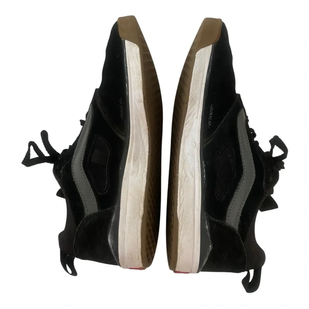 Vans stylish sneakers
